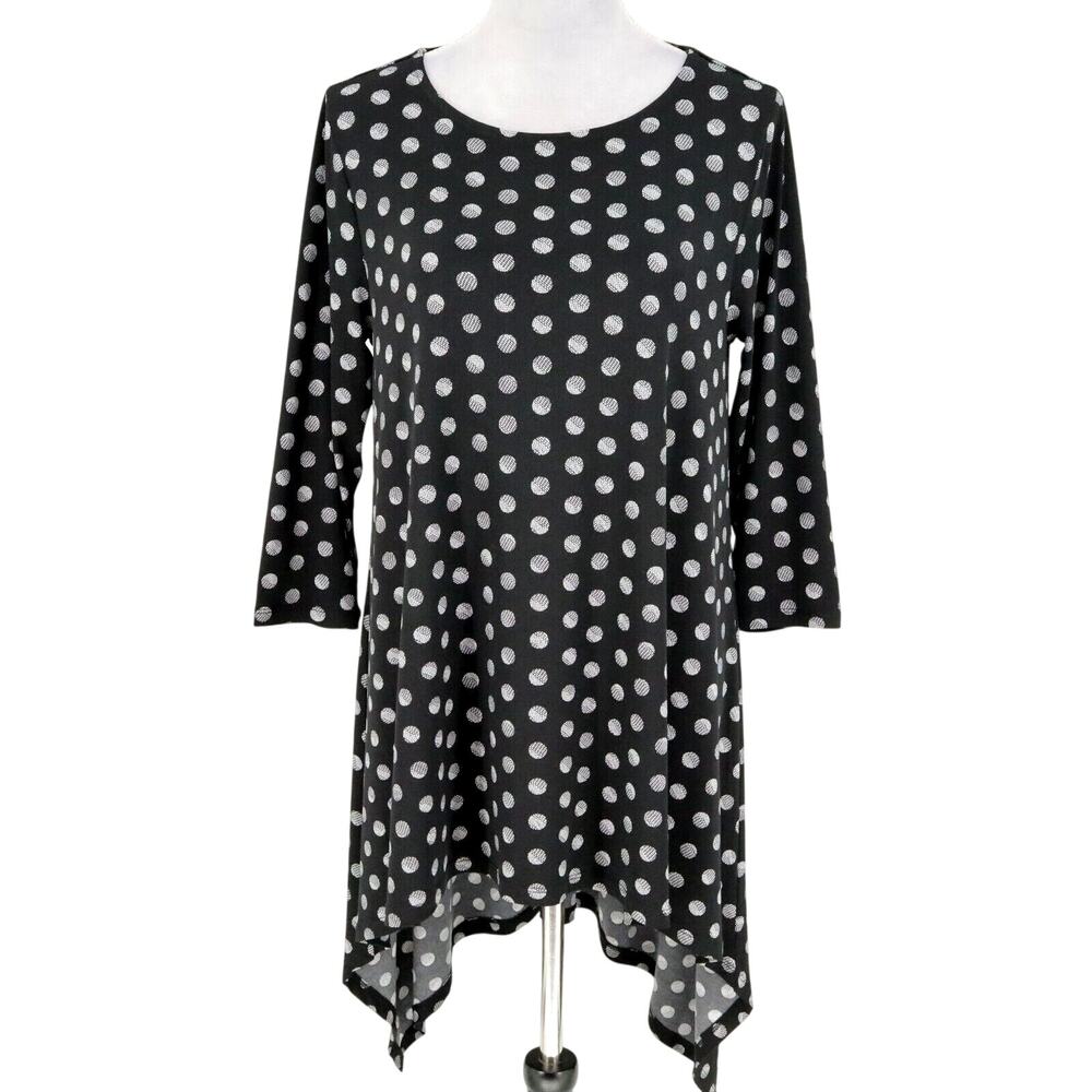 Chicos 1 Top Womens Medium Black White Polka Dot Stretch Blouse Handkerchief Hem
